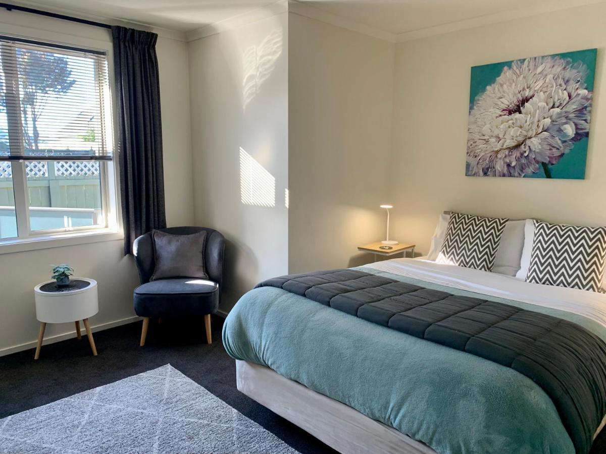 March Apartment
