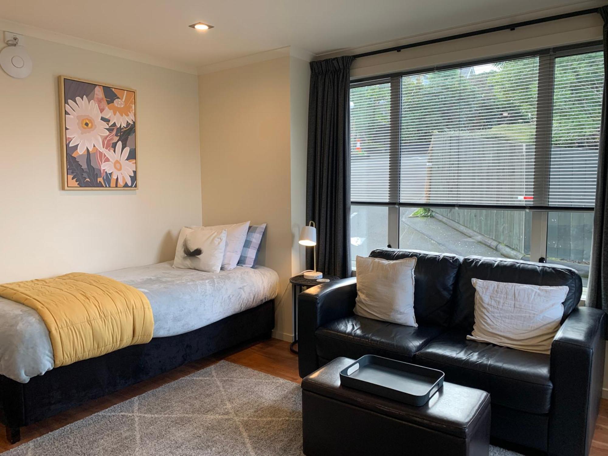 March Apartment *