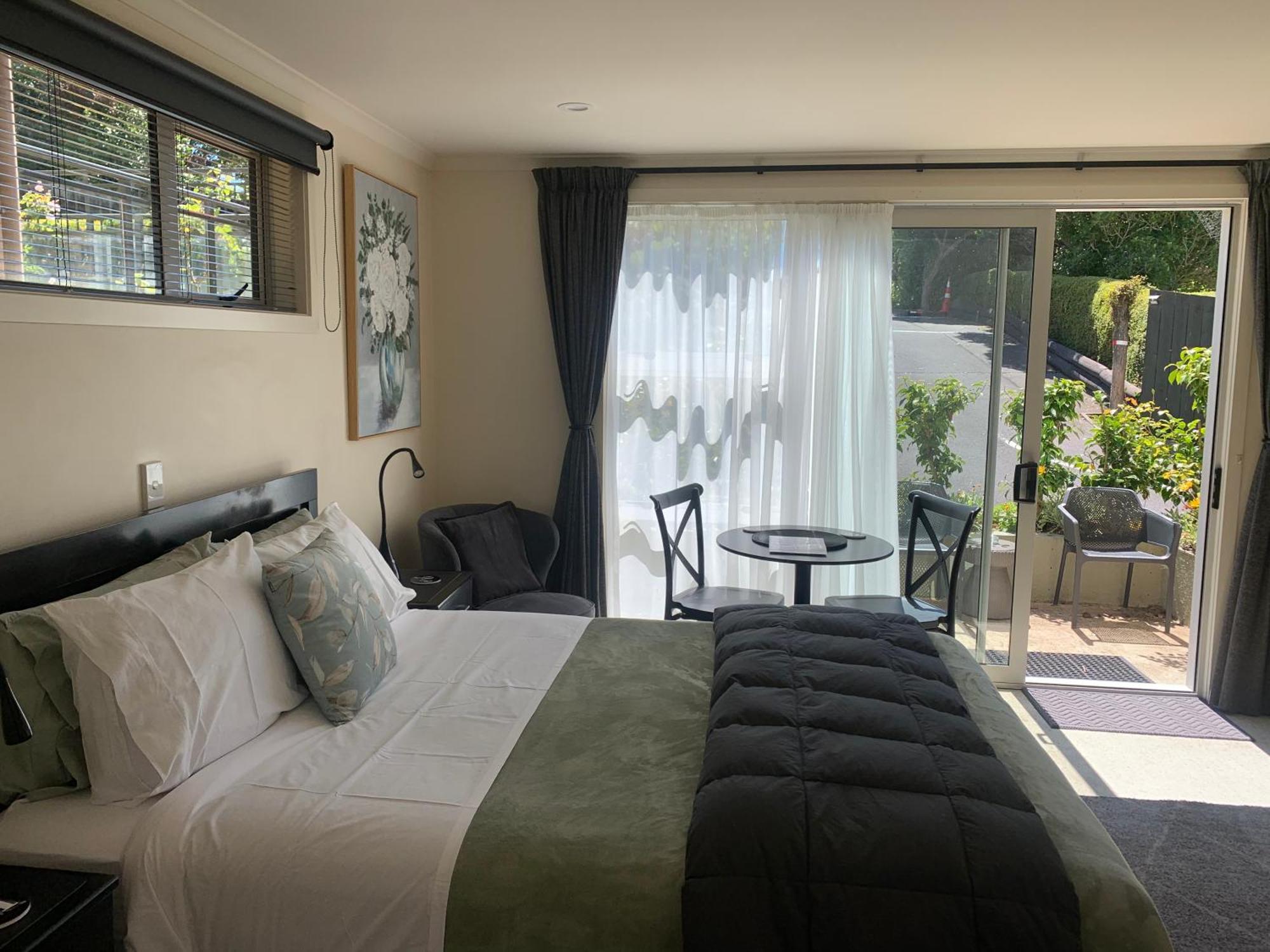 March Apartment